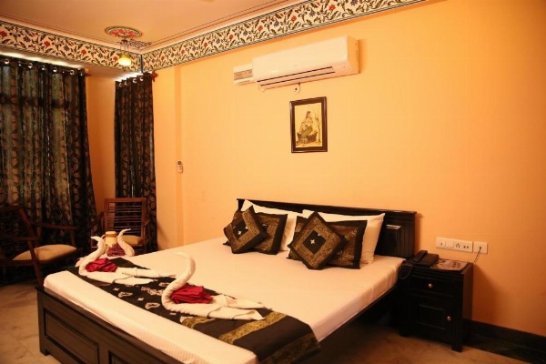 Nahar Singh Haveli image 13