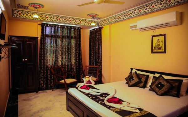 Nahar Singh Haveli image 30